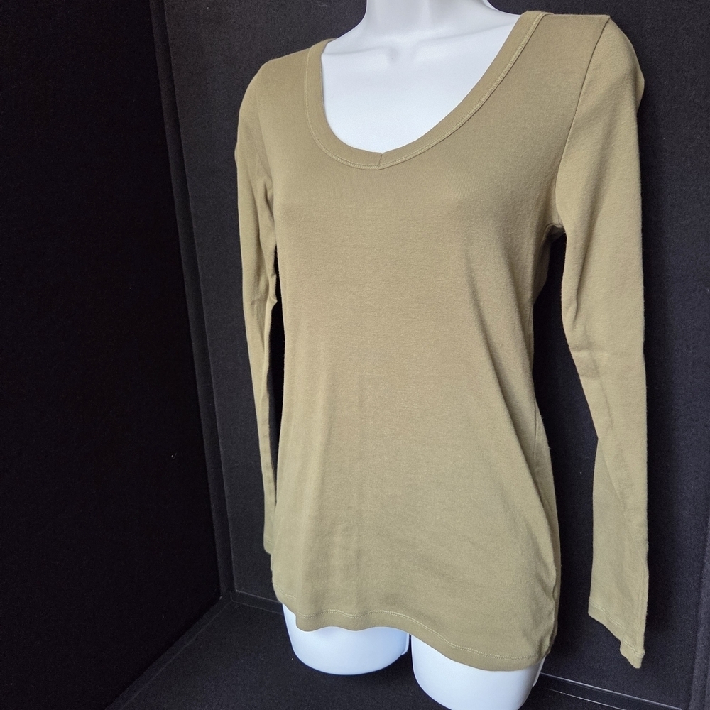 Tee Shop Olive Green Cotton Blend Women's Large Long Sleeve Tee